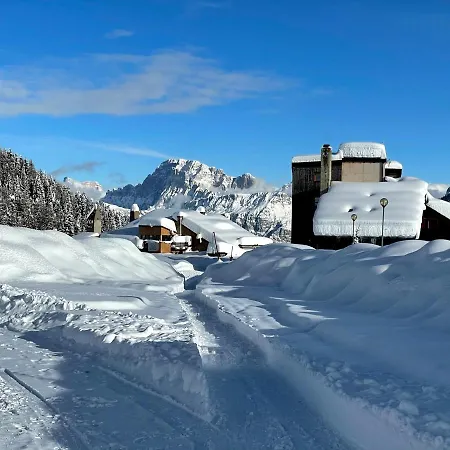 Casa Cucciolo شقة