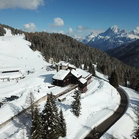 Casa Cucciolo 公寓 *