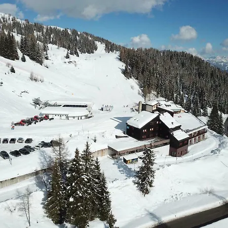 Casa Cucciolo شقة *